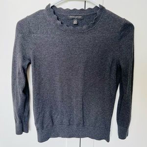 Banana Republic Scallop Sweater - XSP